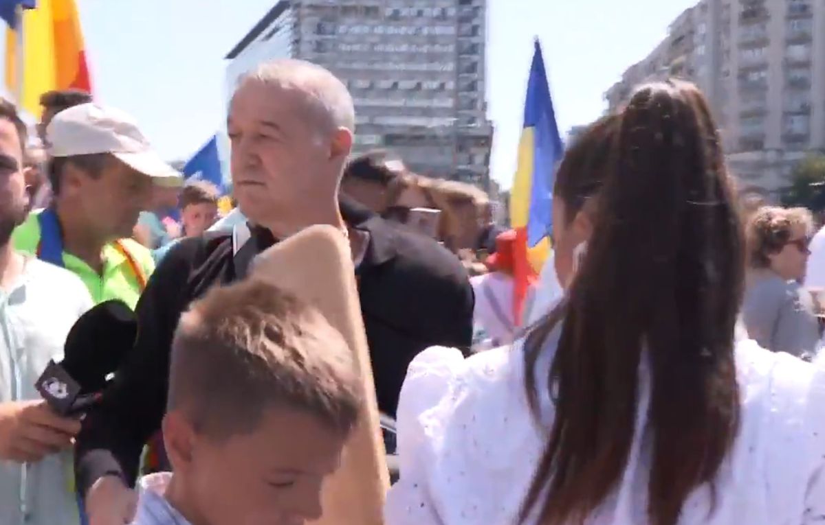 Gigi Becali, protest în stradă alături de preoți: derapaj homofob în direct » Imagini incredibile cu MM Stoica și Alexandru Tudor