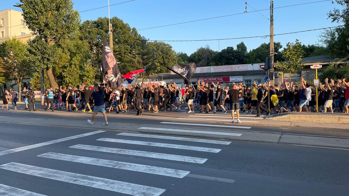 „FCSB schimbă rapid acel 4-3-3” » „Nașul Stelei” face tactica Rapidului: „Aici e cheia, dacă face asta, câștigă”