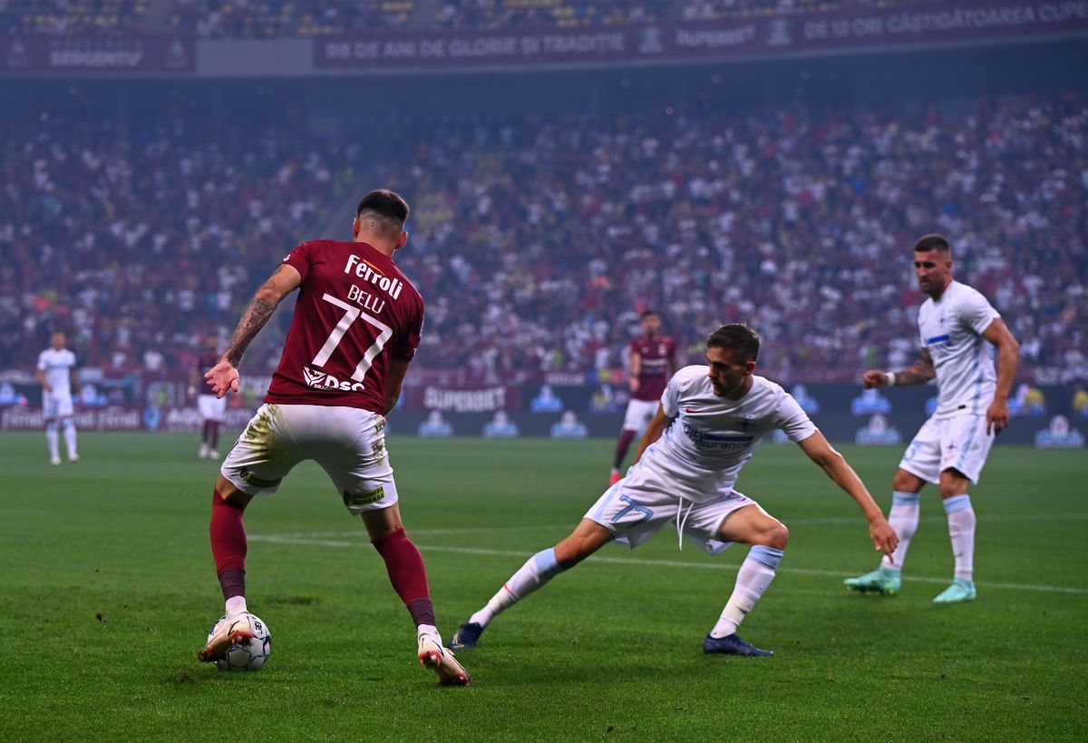 Galeria FCSB s-a săturat: „O rușine, ăștia nu sunt fotbaliști” + Tănase, contestat: „El trebuie să fie noul căpitan!”