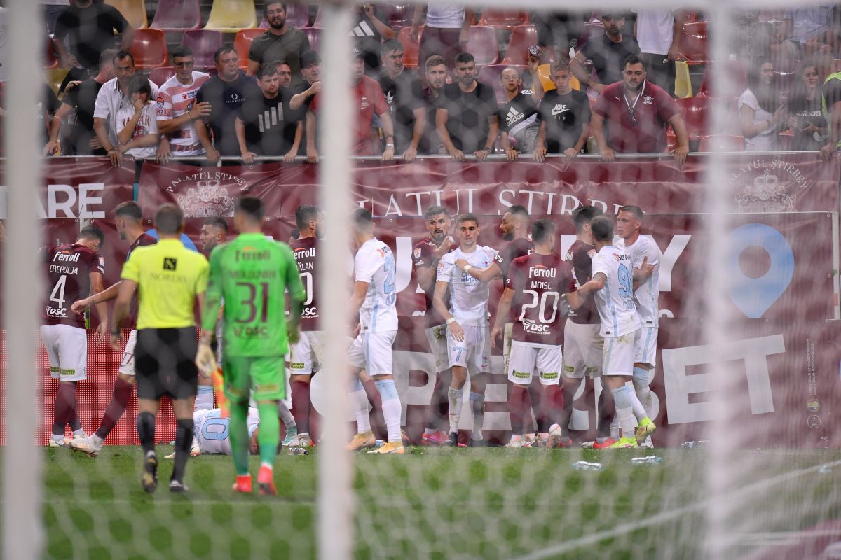 Fanii Rapidului nu l-au uitat pe Marius Șumudică la derby-ul cu FCSB