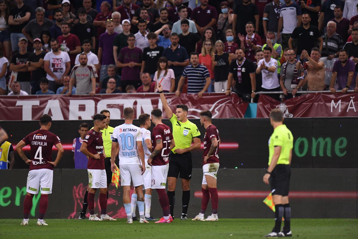 Săpunaru, savuros după victoria din derby » Mesaj pentru fanii roș-albaștri după victoria cu FCSB:  „Ne smardoim cu copiii, ce dracu'?”