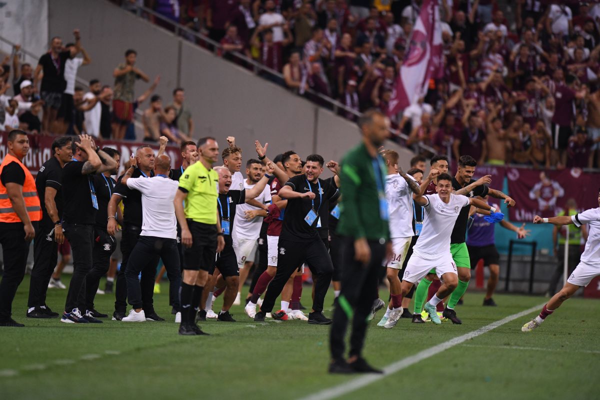 FOTO Rapid, sărbătoare cu fanii după 1-0 cu FCSB