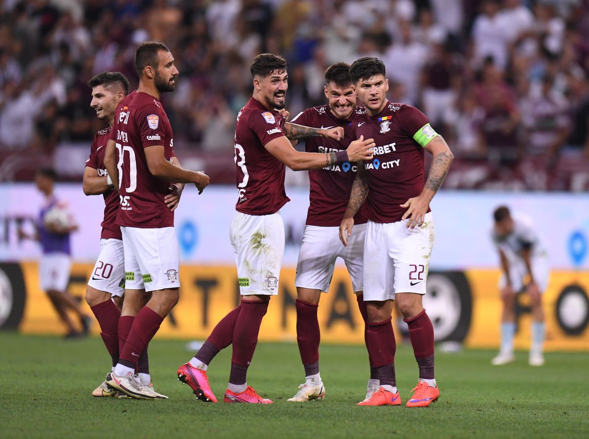 Mihai Iosif, cu soția pe teren după victoria cu FCSB! Imagini senzaționale cu rapidiștii și suporterii