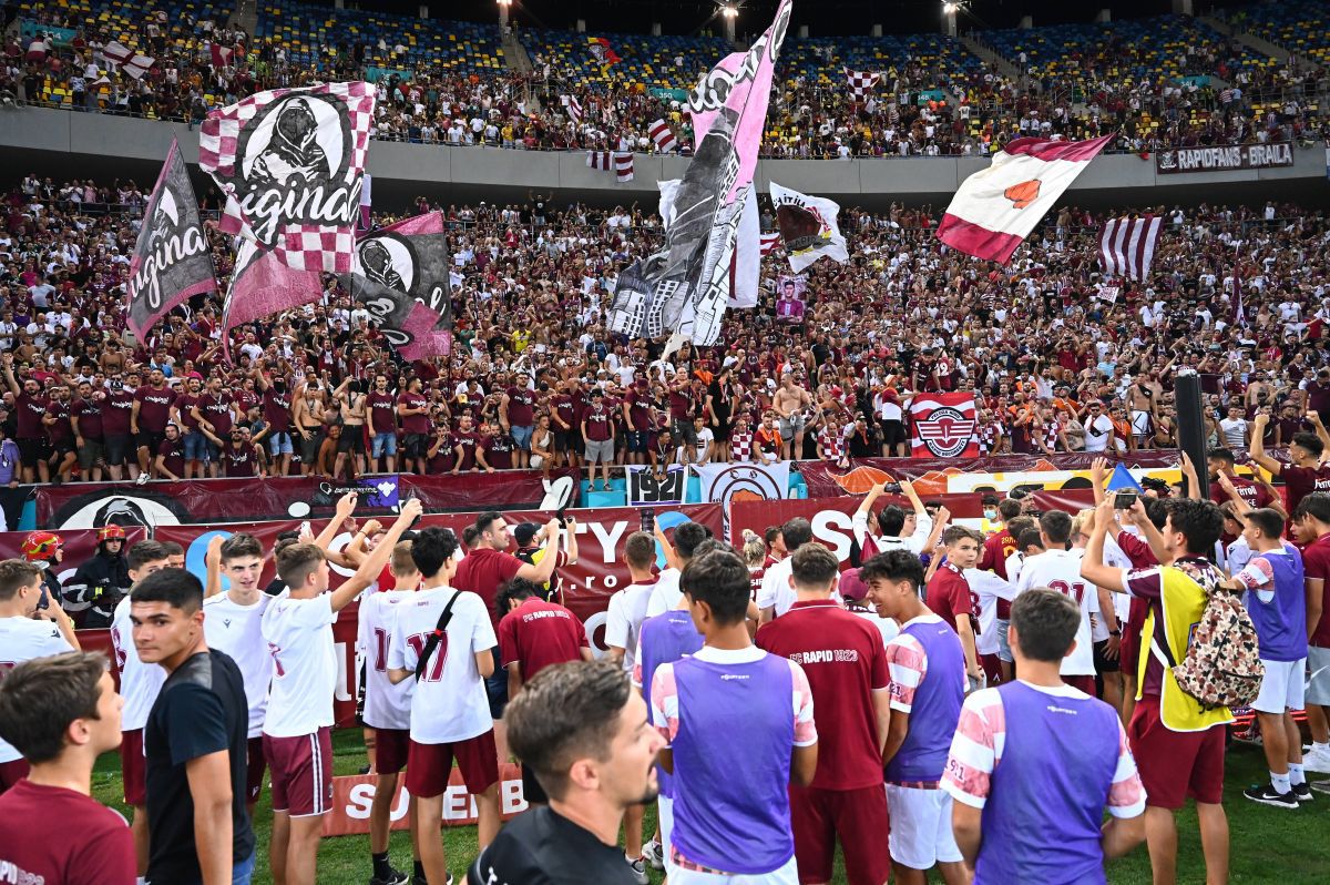 FOTO Rapid, sărbătoare cu fanii după 1-0 cu FCSB