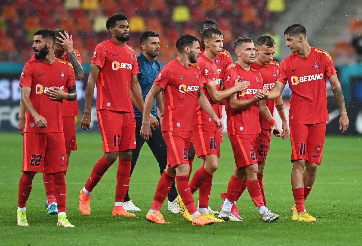 Analiza fostului mijlocaș al Stelei, după victoria lui FCSB cu Chindia: „Trebuie să învețe principiile jocului de fotbal”