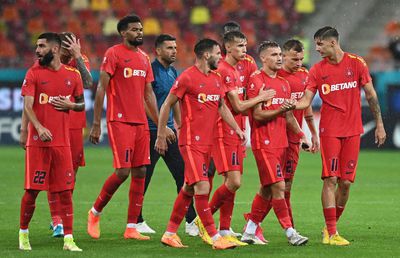 Comentatorul consideră nedreaptă suspendarea primită de FCSB de la UEFA: „Niște abuzuri incredibile! Au creierele spălate”