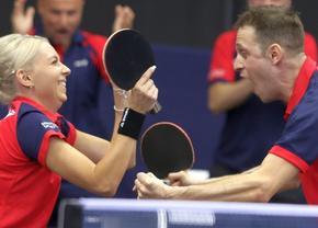 Bernadette Szocs și Ovidiu Ionescu luptă ACUM pentru medalia de aur la Campionatul European de tenis de masă de la Munchen!
