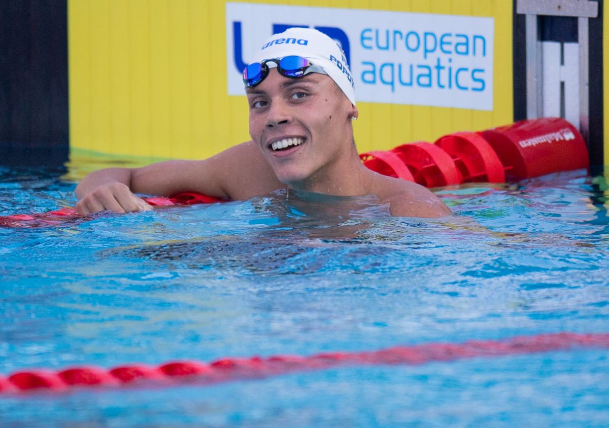 David Popovici este campion european și la 200 de metri liber! Și-a zdrobit adversarii din finală și a stabilit un nou record mondial al juniorilor