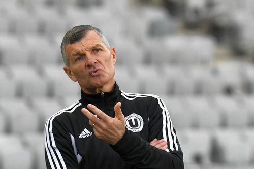 Ioan Ovidiu Sabău (55 de ani) nu ar vrea să revină pe banca tehnică a lui U Cluj înaintea derby-ului cu CFR Cluj.