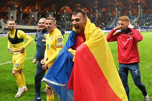 Andres Dumitrescu, primul de la dreapta la stânga // foto: Imago Images