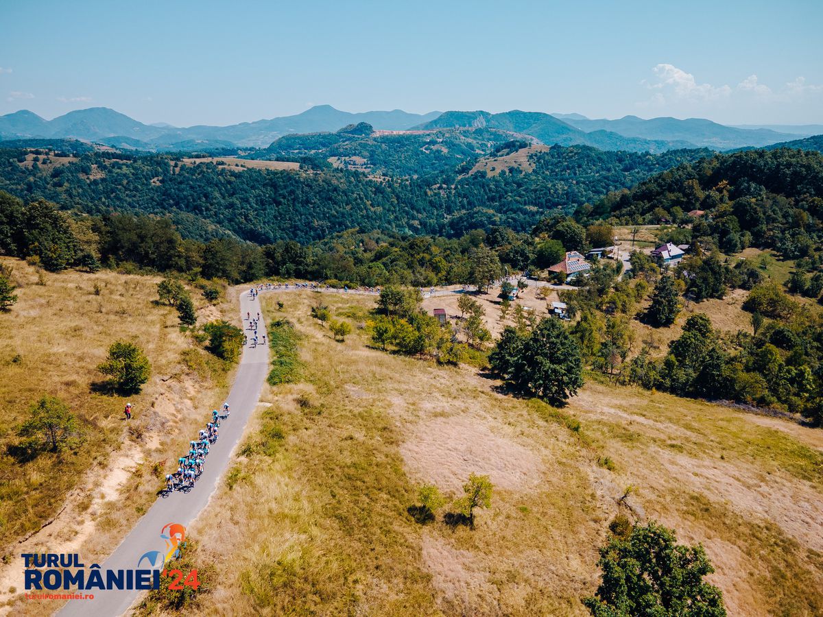 A început Turul României » Rezumatele din prima zi a competiției + start pe traseul Alba Iulia - Păltiniș