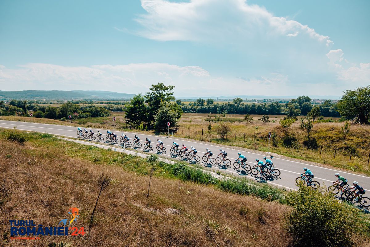 A început Turul României » Rezumatele din prima zi a competiției + start pe traseul Alba Iulia - Păltiniș