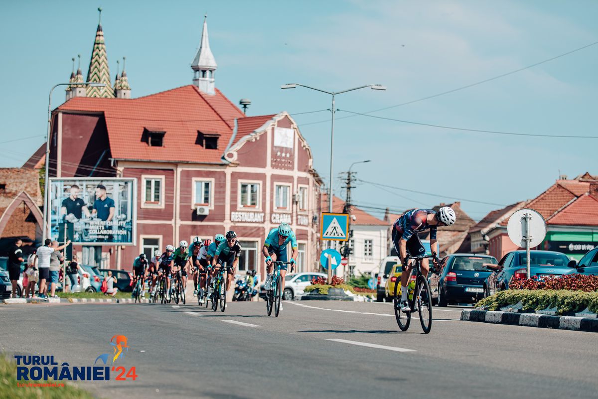 A început Turul României » Rezumatele din prima zi a competiției + start pe traseul Alba Iulia - Păltiniș