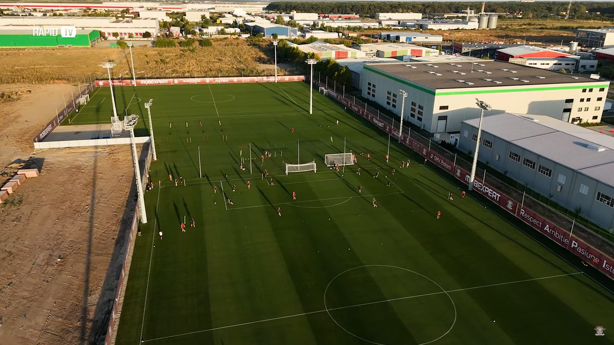 Rapid a susținut prima sesiune de antrenamente la noua bază din Ștefănești