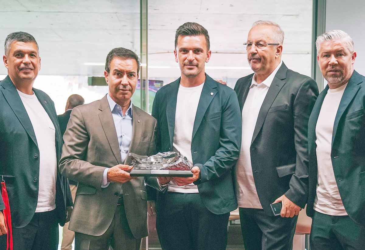 Sfătuitorul lui Nelu Varga a făcut parte din delegația oficială a celor de la CFR! Imaginile de la dineu au fost publicate de portughezi