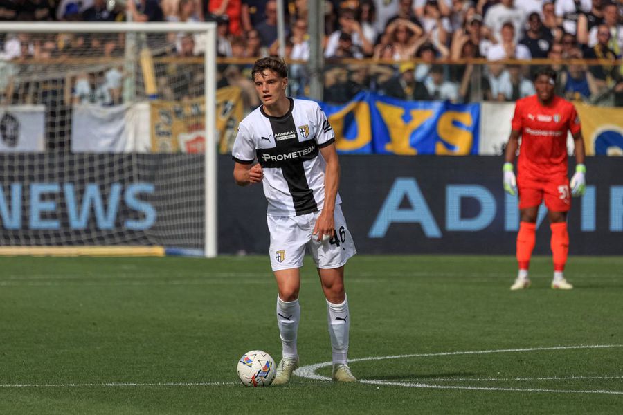 Liverpool a făcut transferul #5 vara aceasta » Jucătorul dorit și de Chivu a fost prezentat