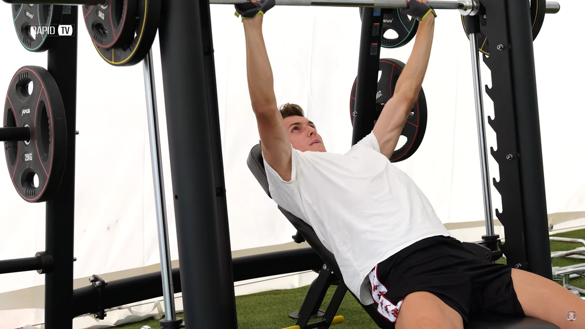 Rapid a susținut prima sesiune de antrenamente la noua bază din Ștefănești