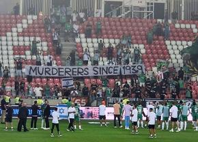 Scandal politic declanșat de un banner afișat la meciul dintre Maccabi Haifa și Rakow: „Criminali din 1939”