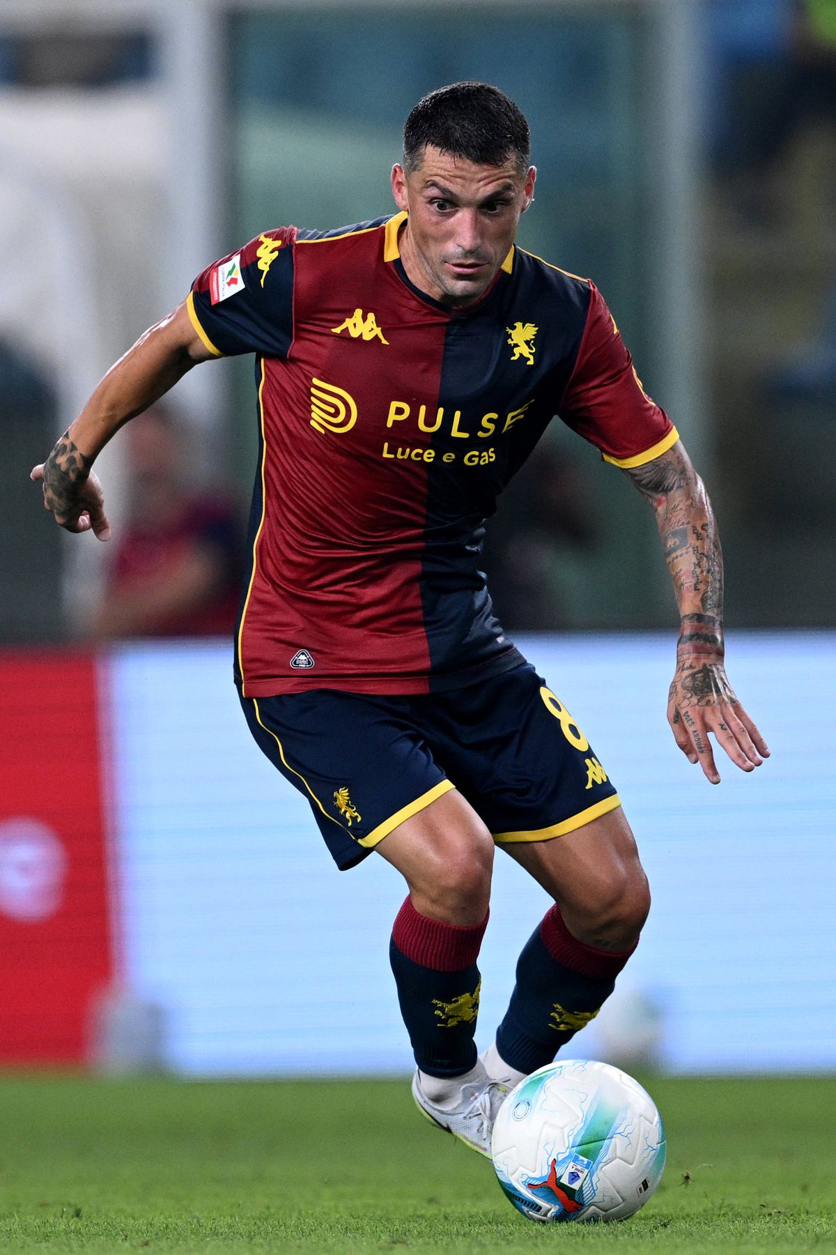 Nicolae Stanciu, ce „rachetă” la debutul pentru Genoa! Gol senzațional sub privirile lui Mircea Lucescu și Dan Șucu