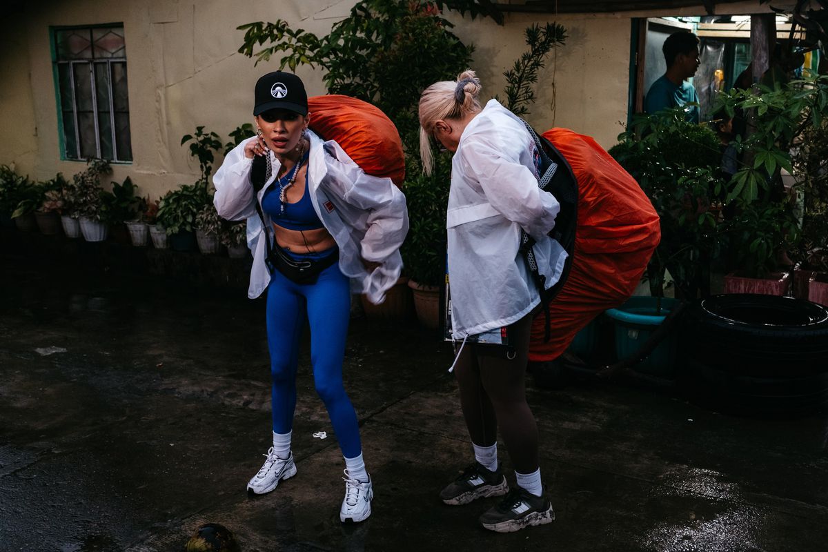 Misterul tricourilor purtate de Gabi Tamaș și Dan Alexa în finala Asia Express! Cum au intrat în posesia echipamentului naționalei României