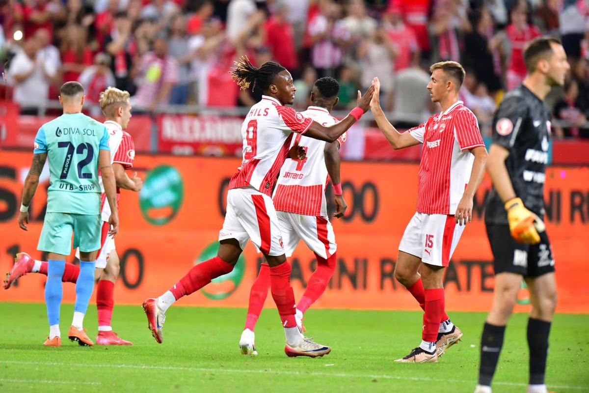 Dinamo - UTA Arad, poze din timpul partidei 15 august 2025