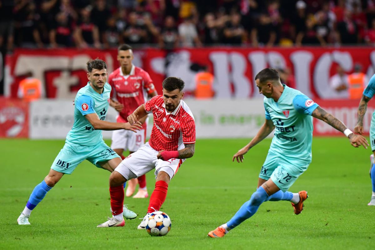 Dinamo - UTA Arad, poze din timpul partidei 15 august 2025