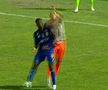 Afalna, intrări tari în Slobozia - Metaloglobus (fază penalty) / FOTO: Captură TV@ Prima Sport 1