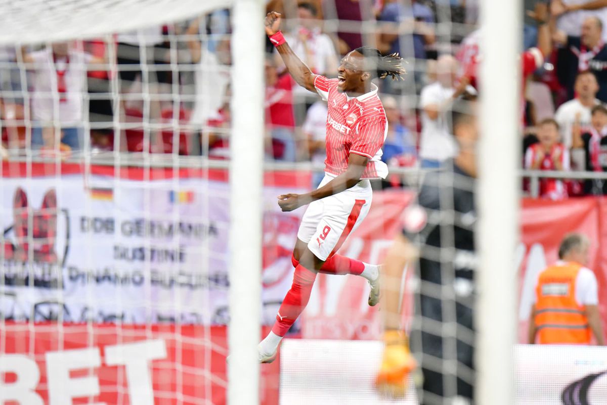 Cu doi fotbaliști eliminați, Dinamo rezistă în fața revelației UTA » Repriză incendiară pe Arena Națională! Clasamentul ACUM