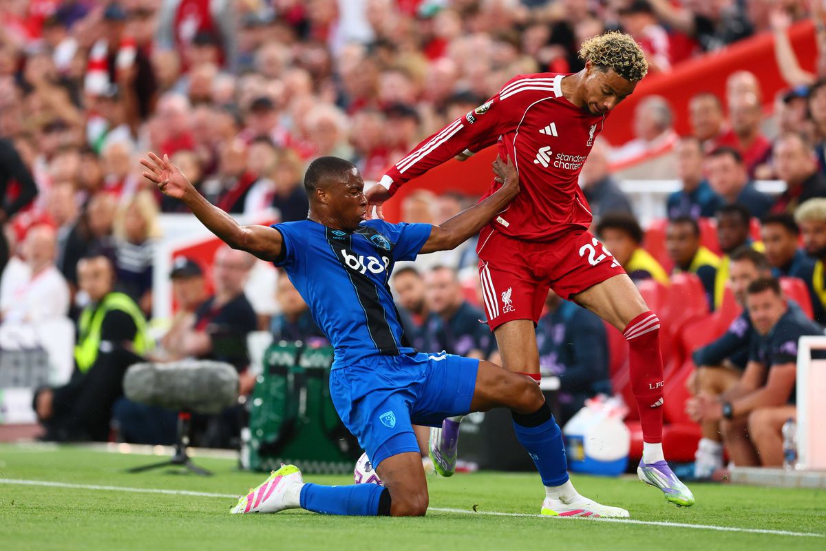 Liverpool - Bournemouth, prima etapă din Premier League