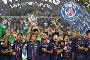 UEFA pune la cale o altă REVOLUȚIE! Un trofeu important se schimbă: „Totul devine o chestiune de bani”