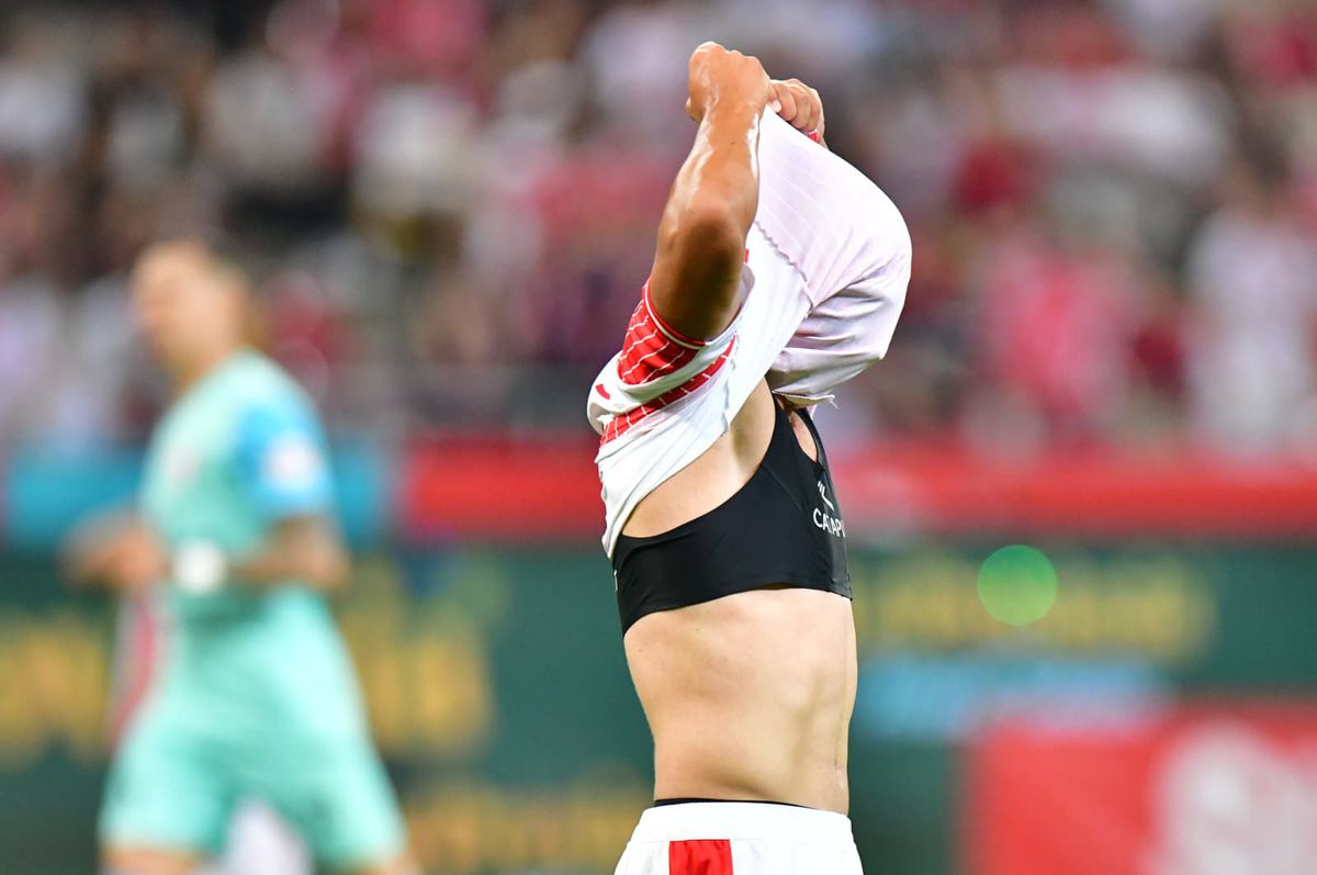 Cu doi fotbaliști eliminați, Dinamo rezistă în fața revelației UTA » Repriză incendiară pe Arena Națională! Clasamentul ACUM