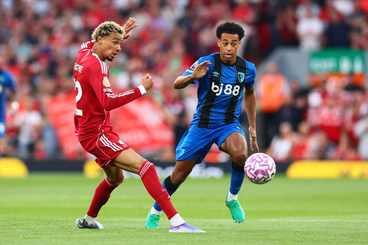 Liverpool - Bournemouth, prima etapă din Premier League