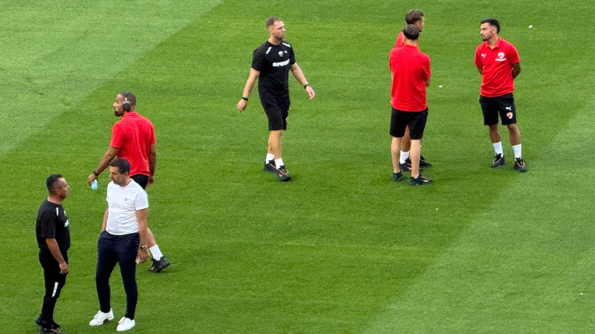 Imagini de la Arena Națională înainte de Dinamo - UTA Arad