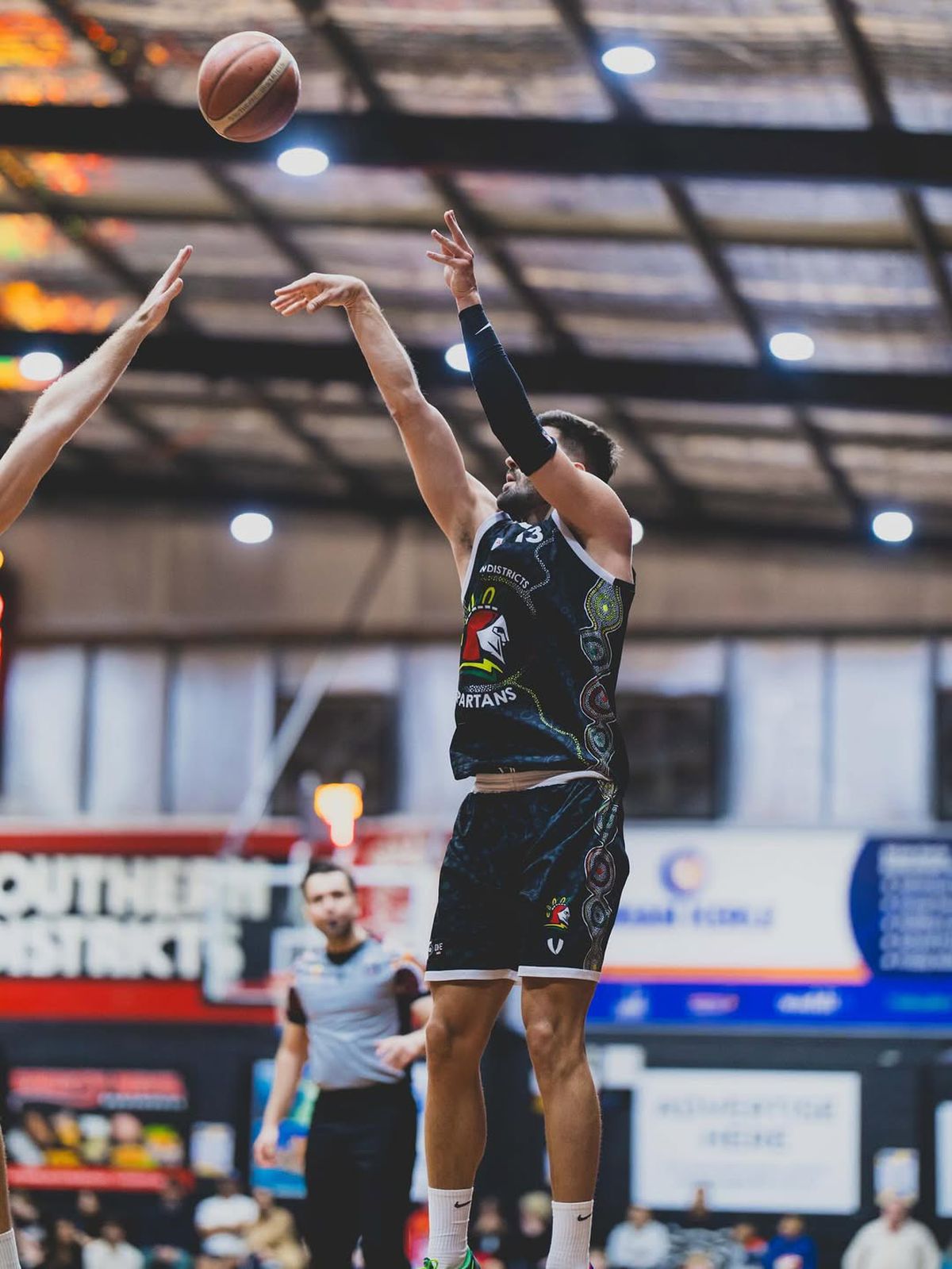 Nandor Kuti, fundașul naționalei de baschet, experiență unică pe coasta de est a Australiei