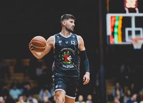 Fundașul naționalei și al lui Dinamo București a petrecut vara în sălbăticia Australiei, printre canguri și koala: „Altă lume. Ceva incredibil”