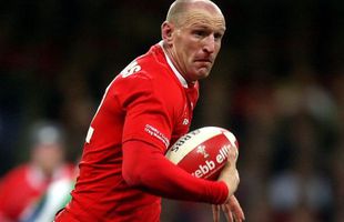 Gareth Thomas, legendă a rugby-ului, a dezvăluit că e infectat cu HIV și că a avut intenții sinucigașe