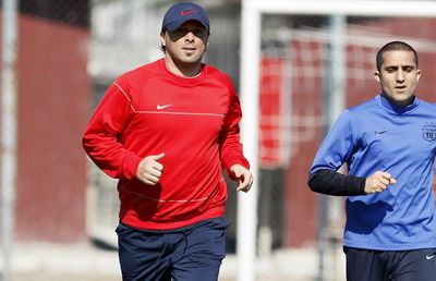 CRAIOVA - FCSB // Basarab Panduru, ironii înainte de duelul Victor Pițurcă - Gigi Becali: „Îl bate de-l ascultă cu urechea”