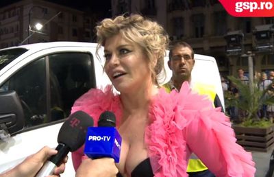 CRAIOVA - FCSB // VIDEO Loredana Groza, cel mai fierbinte suporter al Craiovei: „Hai, Piți! Sunt convinsă că vom câștiga”