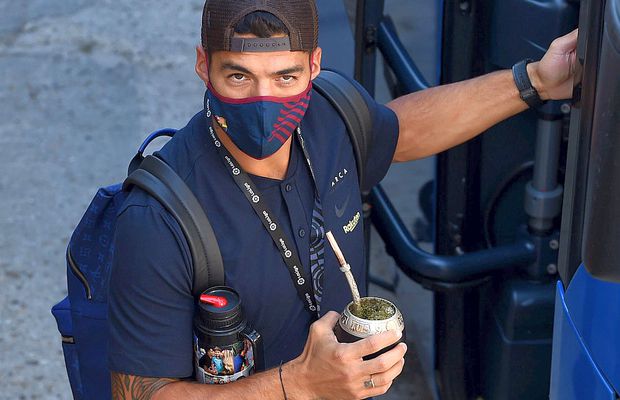 Răsturnare de situație la Barcelona! Ce a discutat Luis Suarez cu Ronald Koeman