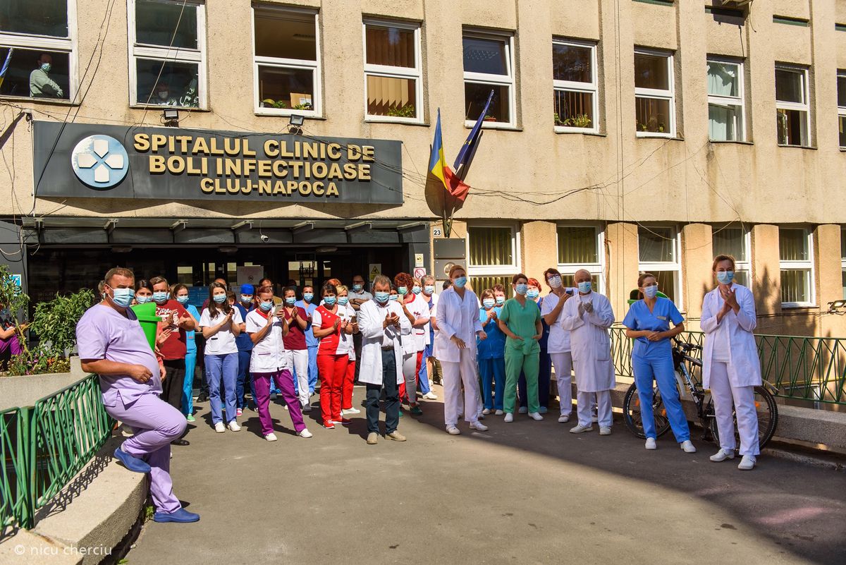 VIDEO + FOTO CFR Cluj, gest superb pentru medicii de la Spitalul de Boli Infecțioase din Cluj: „Voi sunteți eroii noștri! Ne înclinăm în fața voastră!”