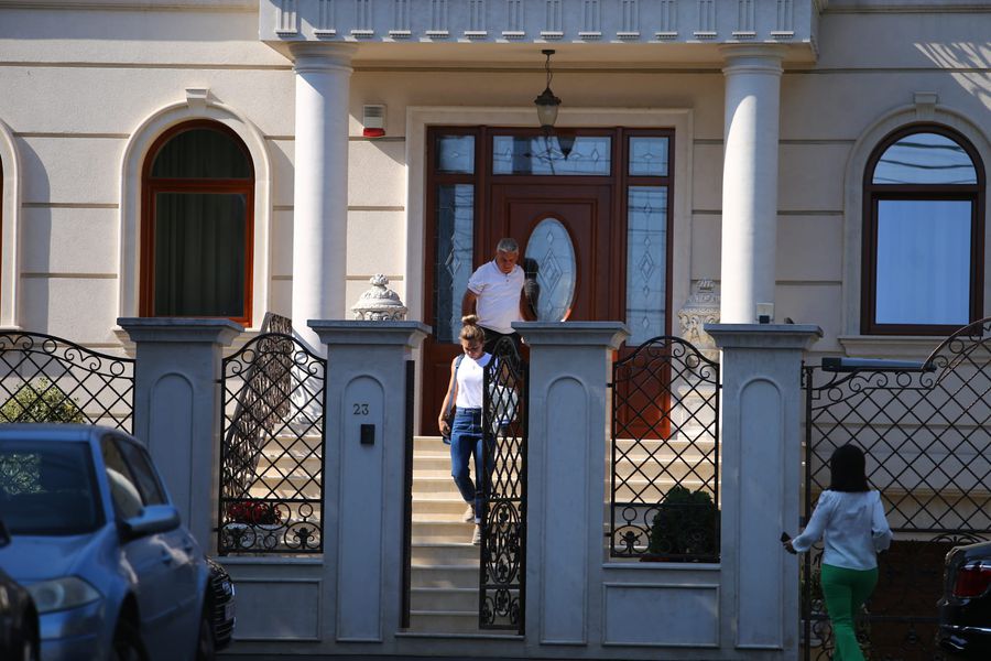 FOTO Dumitru Angelescu (Libertatea) Simona Halep s-a căsătorit azi cu Toni Iuruc! Primele imagini cu cei doi miri + Momentul în care Simona spune „Da”