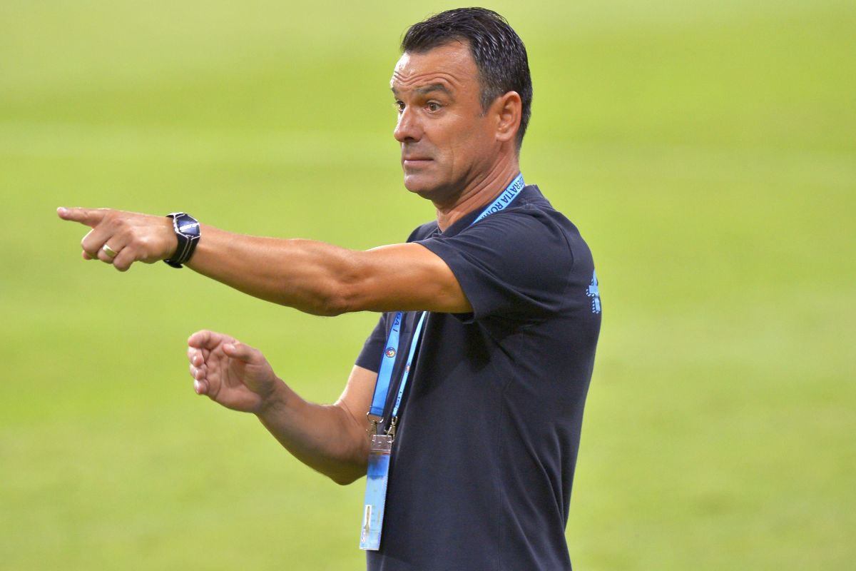 Toni Petrea dă cărțile pe față! De ce a plecat de la FCSB, deși i s-a propus prelungirea: „Asta a contat” » Ce discuta cu Gigi Becali