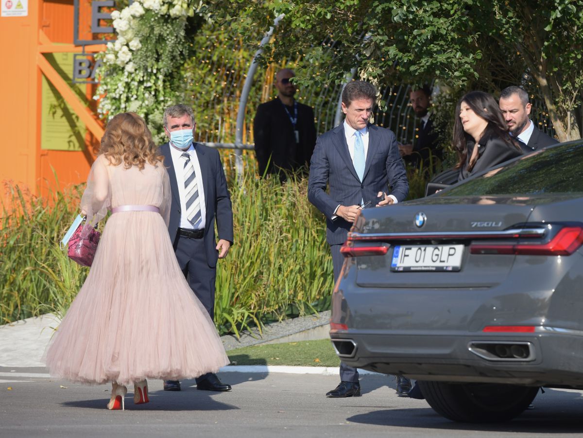 Meniu extravagant la nunta Simonei Halep » De la tartar de langustine cu înghețată, la piperchi