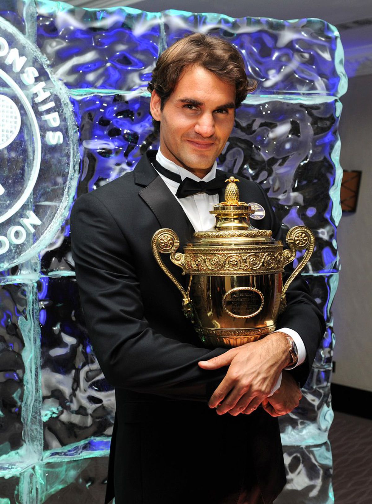 Doar Țiriac e mai bogat decât Federer! Suma fabuloasă obținută de Roger din tenis și contractele de publicitate