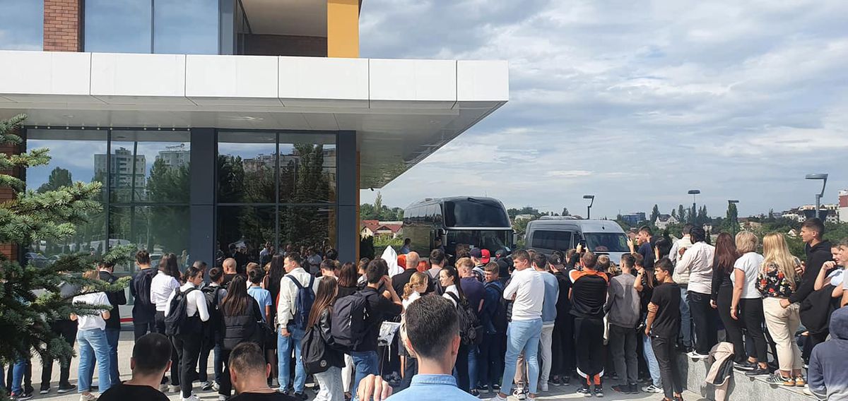 L-au așteptat pe Ronaldo la balcon și la hotel! » Agitație uriașă la Chișinău, înainte de Sheriff - Manchester United