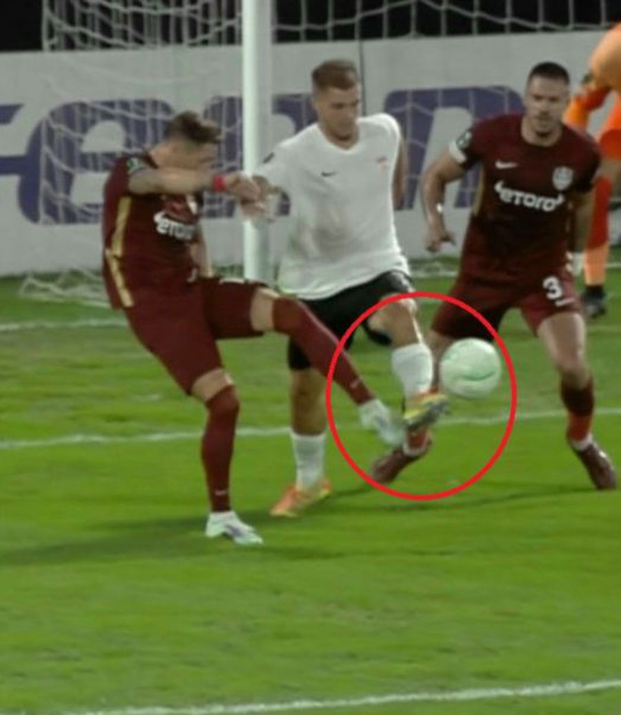 Dan Petrescu, scos din sărite de arbitrul de la meciul CFR - Sivasspor! Două faze decisive judecate contra campioanei
