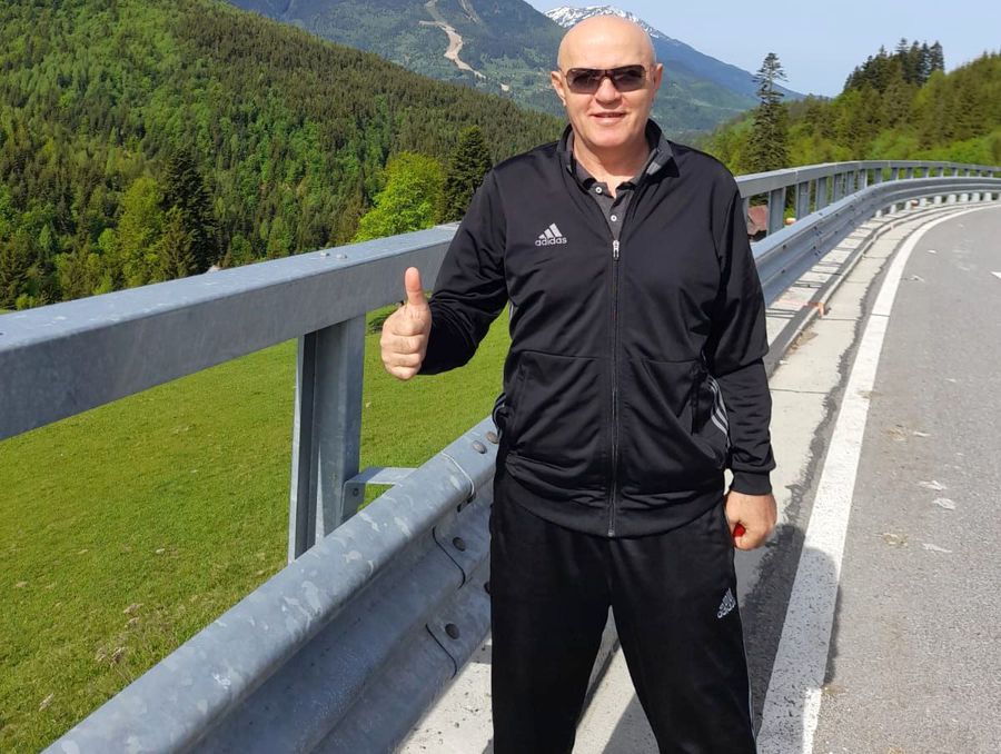 Tătăran în 2022. Și-a pierdut podoaba capilară, și-a ras și mustața care l-a făcut celebru / FOTO Arhiva personală 40 de ani de la cel mai şocant 0-0 din fotbalul românesc: Real Madrid n-a putut bate locul 9 din Divizia B!