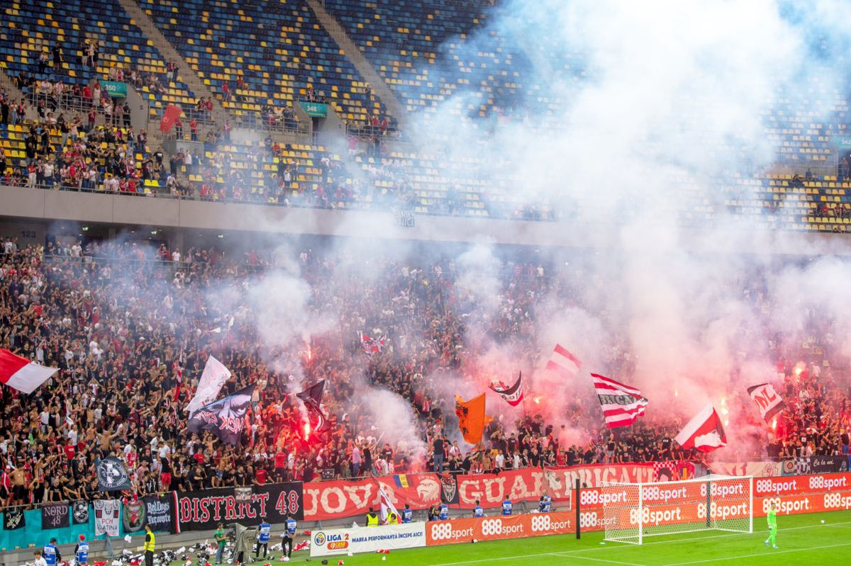 Sancțiunile aplicate de Jandarmerie în urma violențelor de la Dinamo - Steaua: „Au fost identificați 19 autori”