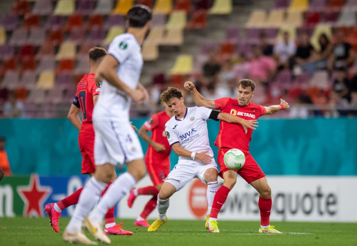 Octavian Popescu, făcut praf după un nou meci slab la FCSB: „E la pământ psihic! Face totul pe dos”