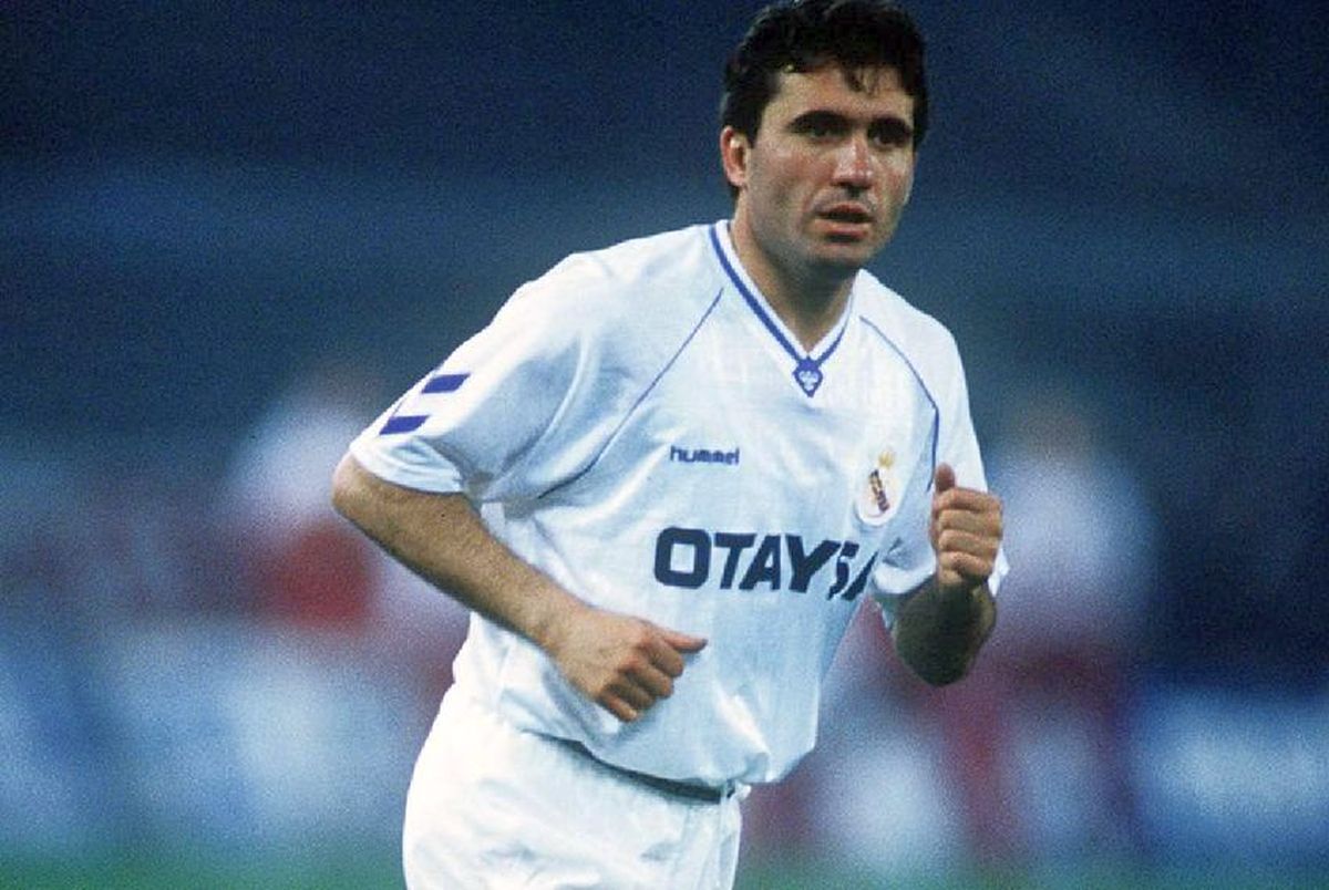 Tricourile legendare ale lui Hagi și Maradona vor fi expuse la noul Muzeu al Fotbalului București, care se pregătește de inaugurare